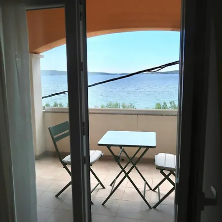 Olivia Mare - Beachfront & Seaview * Bibinje